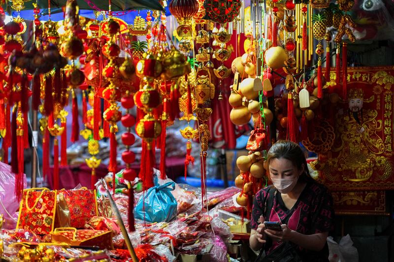 CHINA-RETAIL-2000.JPG