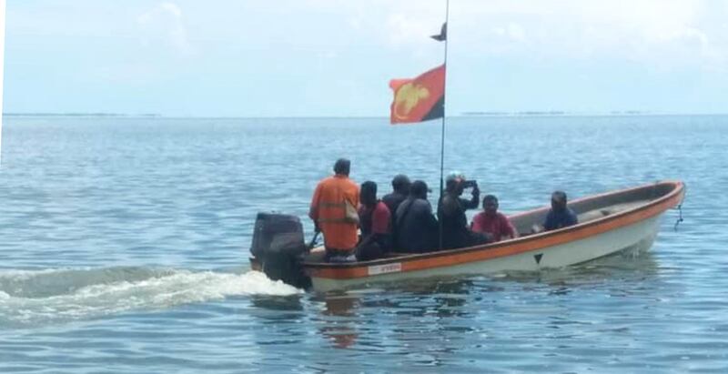 boat2.jpg