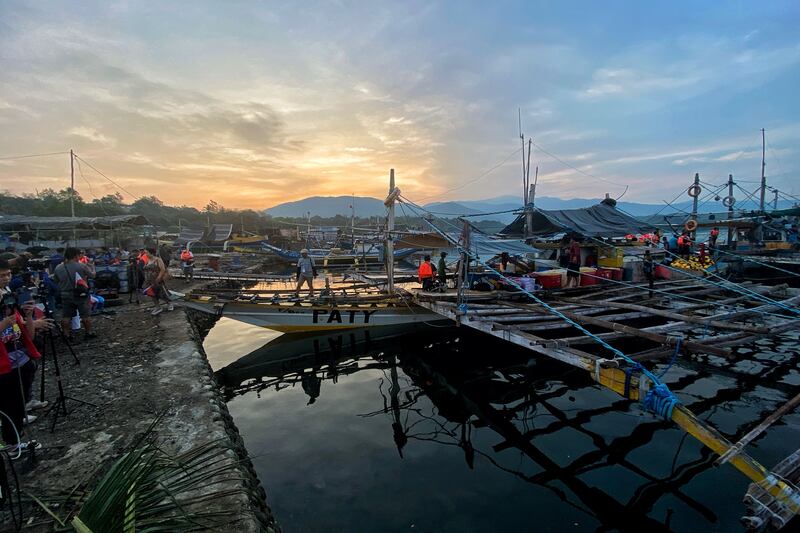 PH-CH-SCS-civilian-flotilla 2.JPG