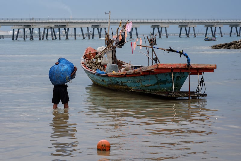 2 fishery rayong.jpg