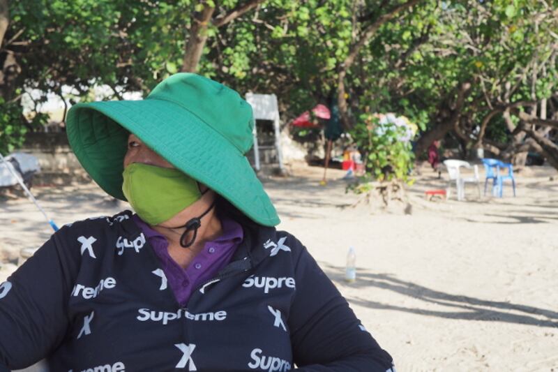 210927-ID-bali-woman.JPG