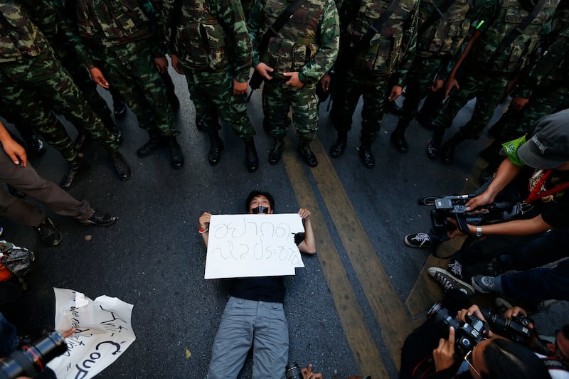 RTR Coup-protest-man-lying.JPG