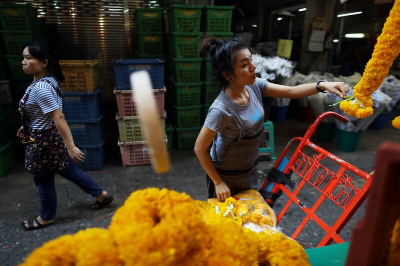 FLOWERS-THAILAND-DAILYLIFE.JPG