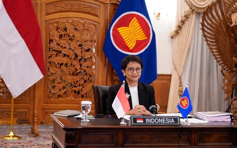 Menteri Luar Negeri Indonesia Retno Marsudi saat menghadiri Pertemuan Menteri ASEAN secara virtual dari Washington DC, Amerika, Senin, 2 Agustus 2021. [Kementerian Luar Negeri RI via AP]