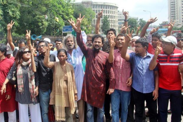 People celebrate in Dhaka after the Supreme Court upheld Islamist leader Ali Ahsan Mohammad Mujahid’s death sentence, June 16, 2015.