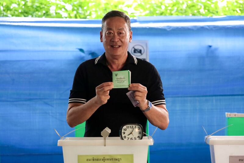 230514-th-election-day-Srettha.jpg