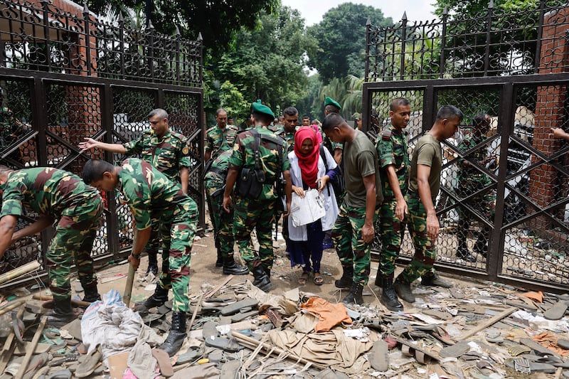 2024-08-06T091106Z_597899913_RC25A9A4A15N_RTRMADP_3_BANGLADESH-PROTESTS.JPG