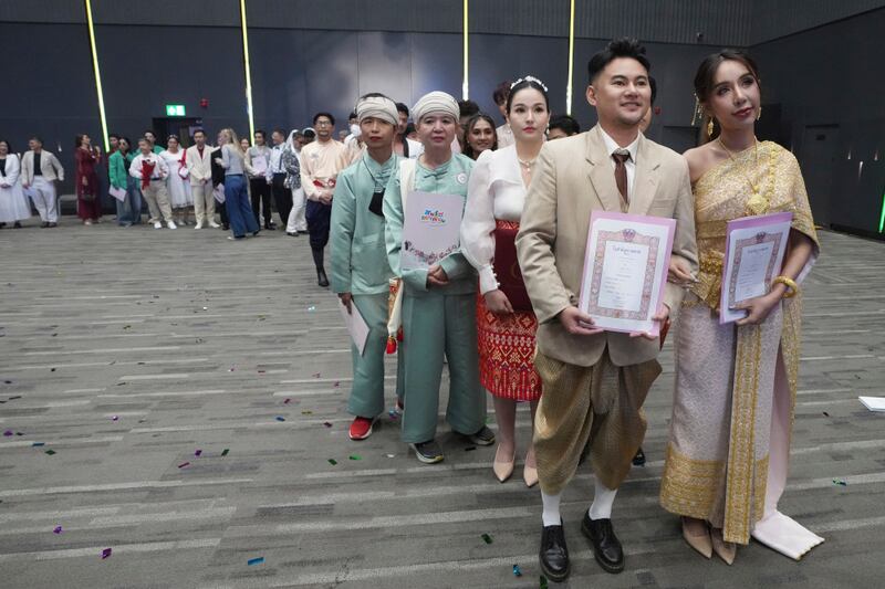 23 TH-marriage3.jpg