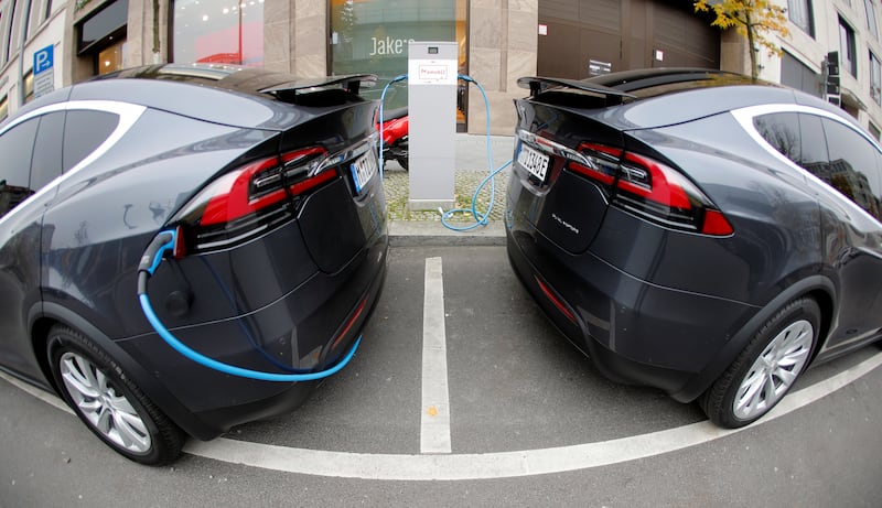 220808_ID_Tesla-EV.JPG