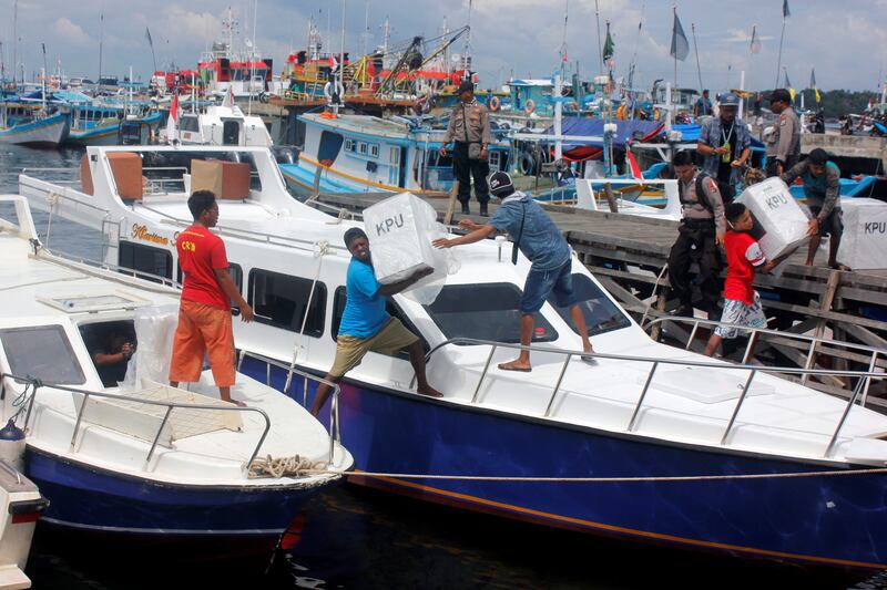 ID-listicle-papua-boat-pic.JPG