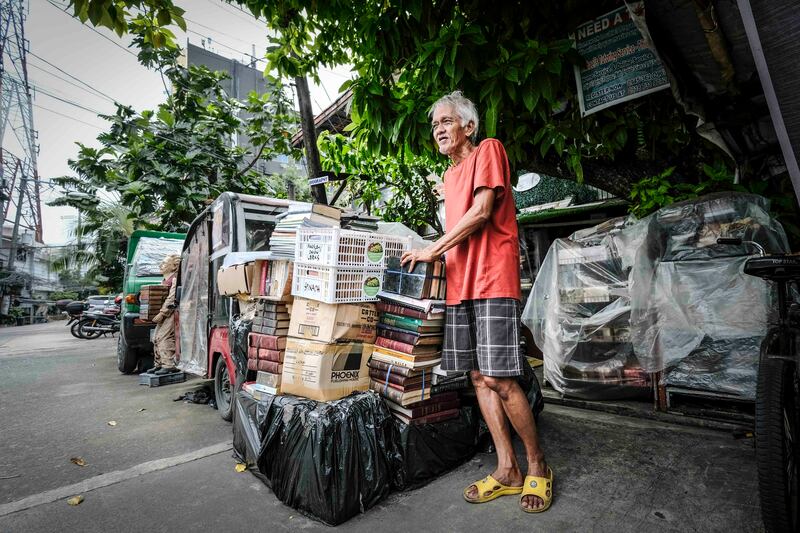 PH-literacy-street-library 6.jpg