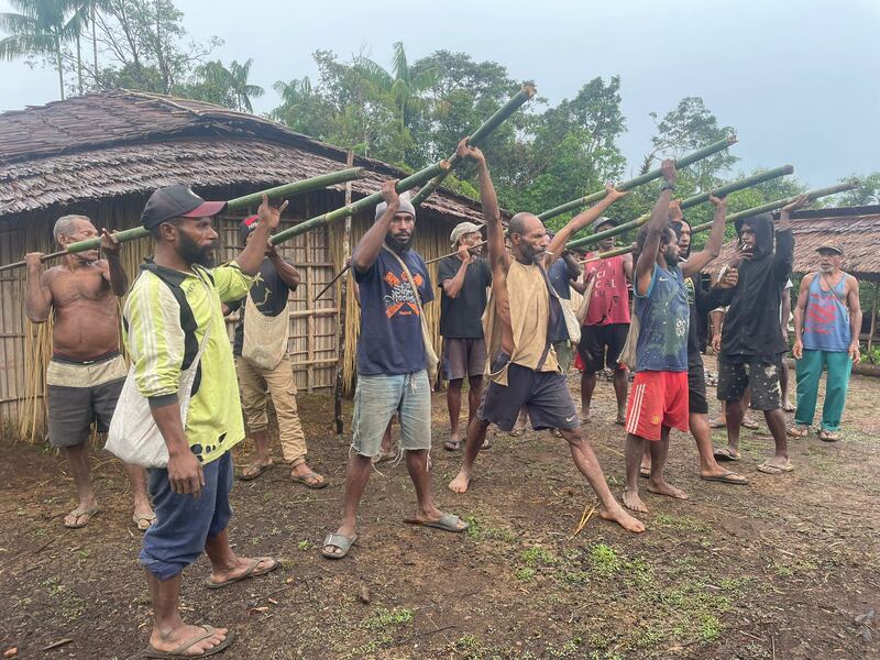 Indonesia-Papua-awon-atatbon 2.JPG