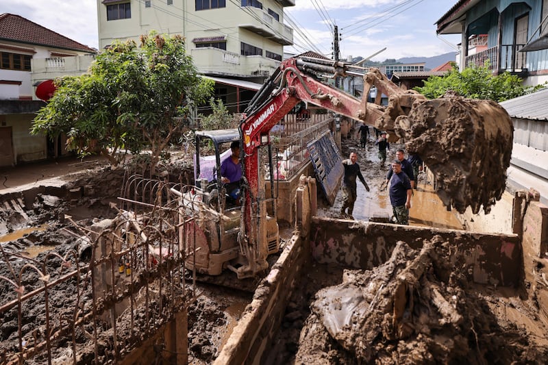 TH-mud-6.jpg