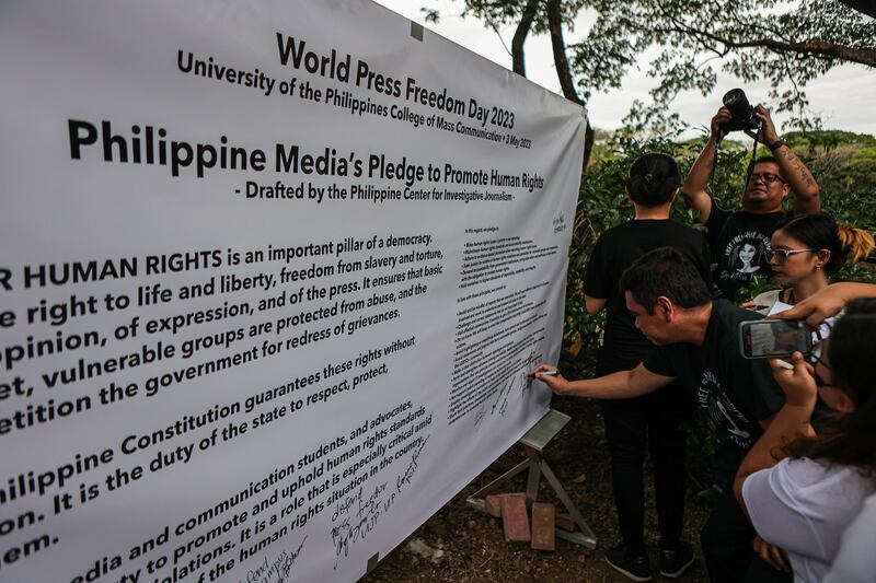 03 SEA-SA-index-philippines.jpg