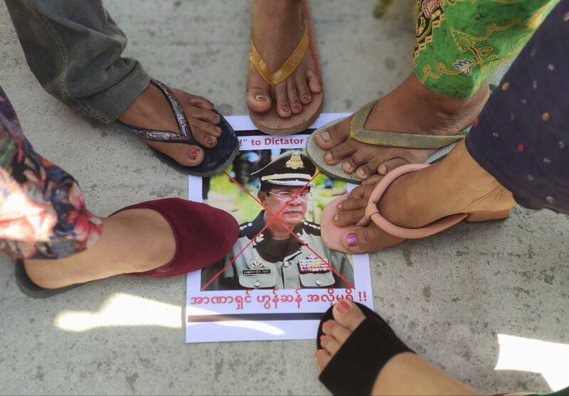 feet-Hune-Sen.jpeg