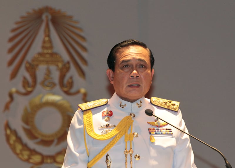 TH-coup-2.jpg
