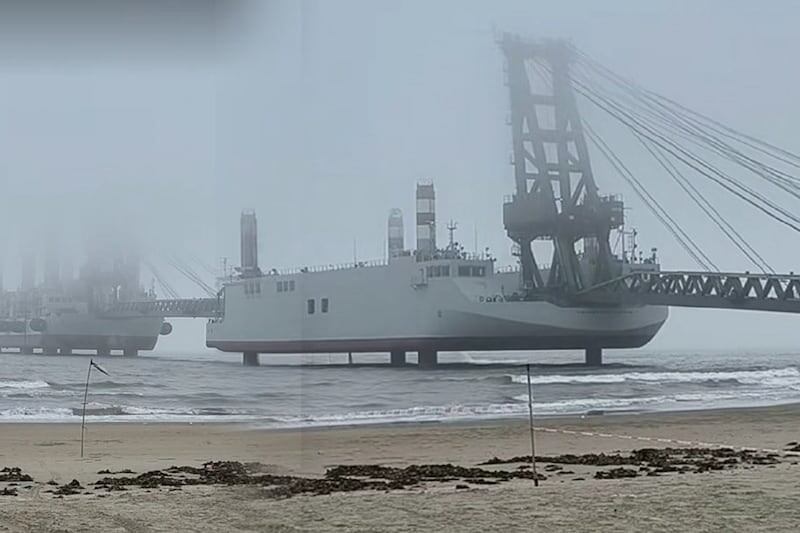 14 RFA-barge3.jpg