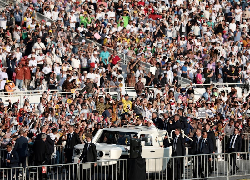 05-ID-pope3.jpg
