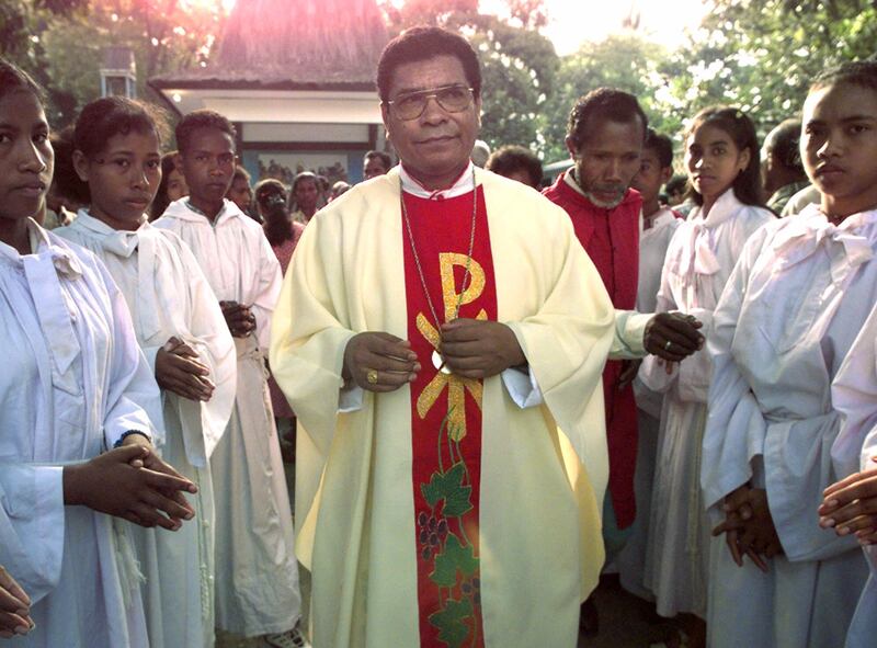 10 TL-ID-pope4.jpg