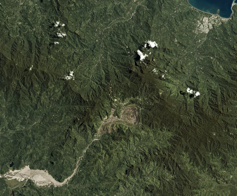 2017-10-05T231335Z_235628903_RC1B371E8EF0_RTRMADP_3_PAPUA-MINING-BOUGAINVILLE.JPG