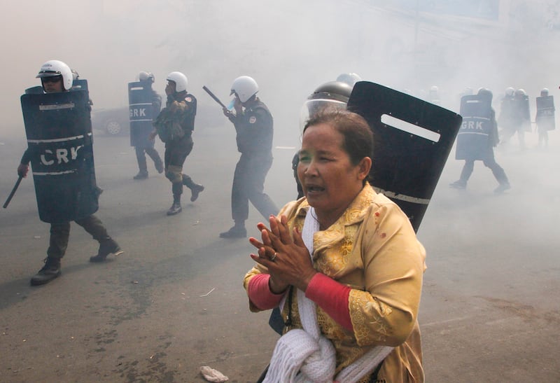 ENG_COMMENTARY_BANGLADESH_08142024_005.jpg