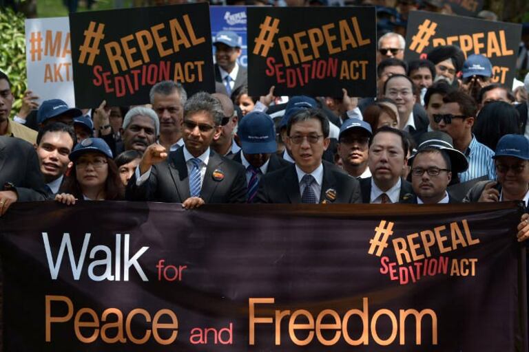 Malaysian lawyers rally for the repeal of the Sedition Act in Kuala Lumpur, Oct. 16, 2014.