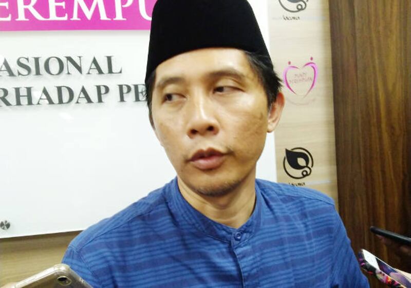 Juru bicara Jemaah Ahmadiyah Indonesia, Yendra Budiana berbicara kepada wartawan di Jakarta, 21 Mei 2018. (Tria Dianti/BeritaBenar)