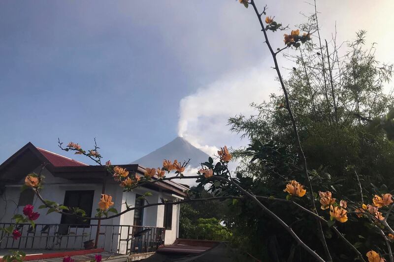 PH-volcano-inside.jpg