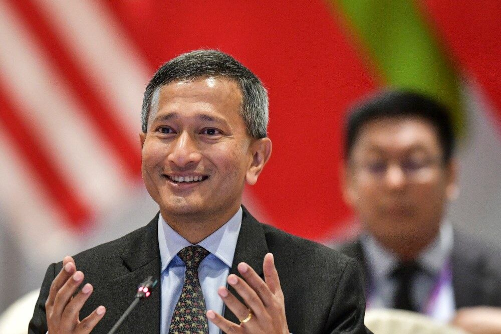 Menteri Luar Singapura Vivian Balakrishnan menyampaikan ucapannya semasa sesi pleno Mesyuarat Menteri Luar Negeri ASEAN ke-51 di Singapura, 2 Ogos 2018.