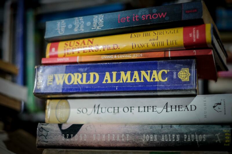 PH-literacy-street-library 5.jpg
