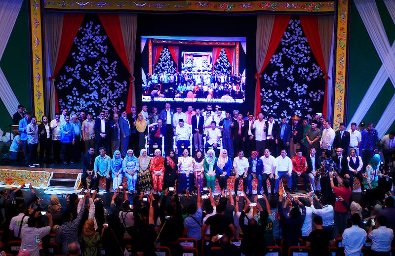 Members of the new leadership team of the Bangsamoro Autonomous Region in Muslim Mindanao are pictured during a ceremony in Cotabato, Philippines, Feb. 26, 2019. [Mark Navales/BenarNews]