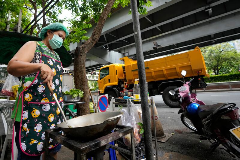 AP22223356768081-vendor.jpg