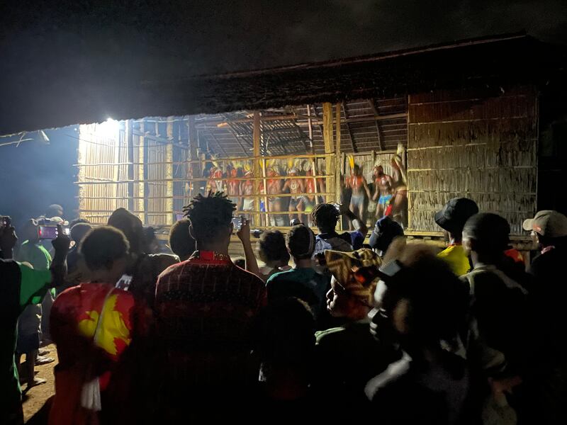 Indonesia-Papua-oktang-kurinbin 6..JPG
